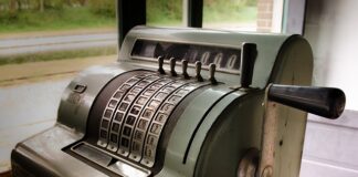 Jak sprawdzić luz na mechanizmie Różnicowym? Jak sprawdzić luz na mechanizmie Różnicowym?