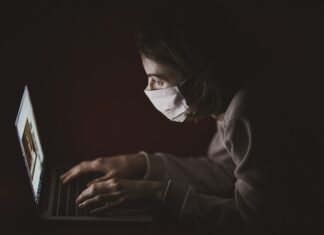 Jaka odległość grzejnika od podłogi?