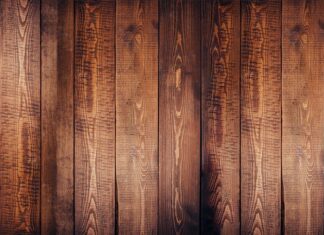 Jak pozbyć się wody z podłogi?