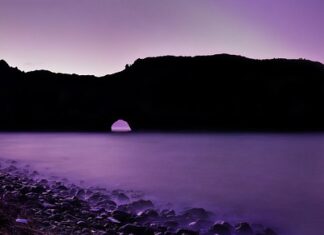 Czym załatać dziurę w samochodzie?