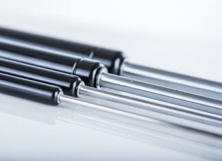 Jak napełnić siłownik hydrauliczny?