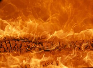 Czy trzeba wymieniać dwa przeguby?